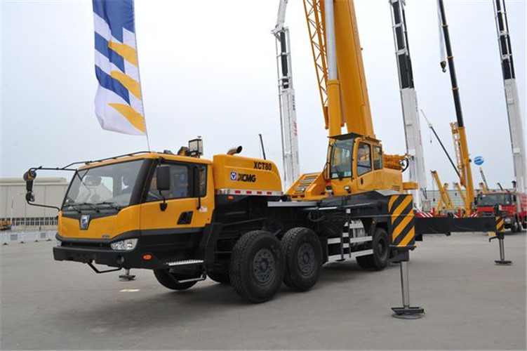 易门县预约吊车后，多久能上门服务？24 小时应急响应吗？